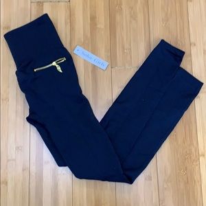 New Fashionnova Navy Leggings Size OS